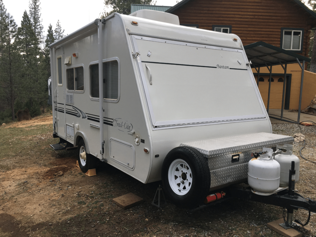 hybrid travel trailer
