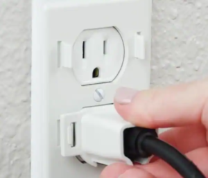Plug perfect keeps electrical plugs attached