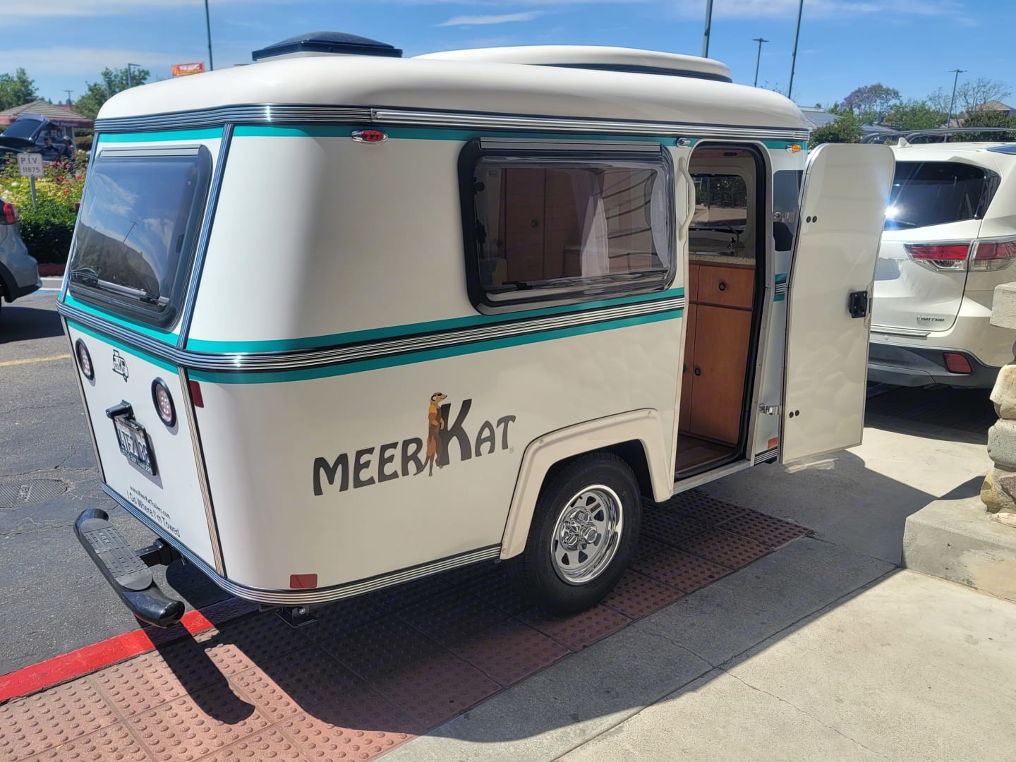 meerkat travel trailer dealers